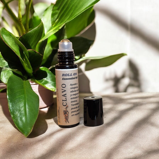 Clavo Essential Oil Roll On